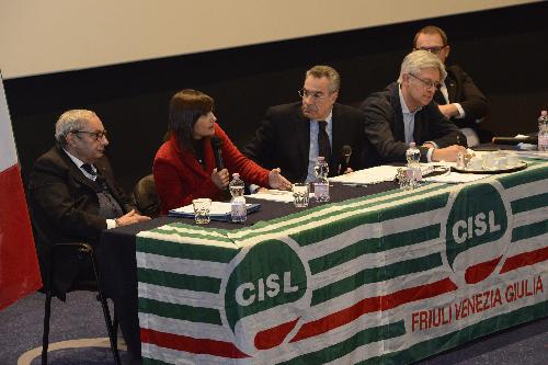 Giuseppe Bono (Amministratore delegato Fincantieri), Debora Serracchiani (Presidente Regione Friuli Venezia Giulia), Alfonso Di Leva (Direttore ANSA FVG) e Angelo Colombini (Segretario confederale CISL) alla tavola rotonda della CISL FVG "Industry 4.0" - Monfalcone 28/11/2017